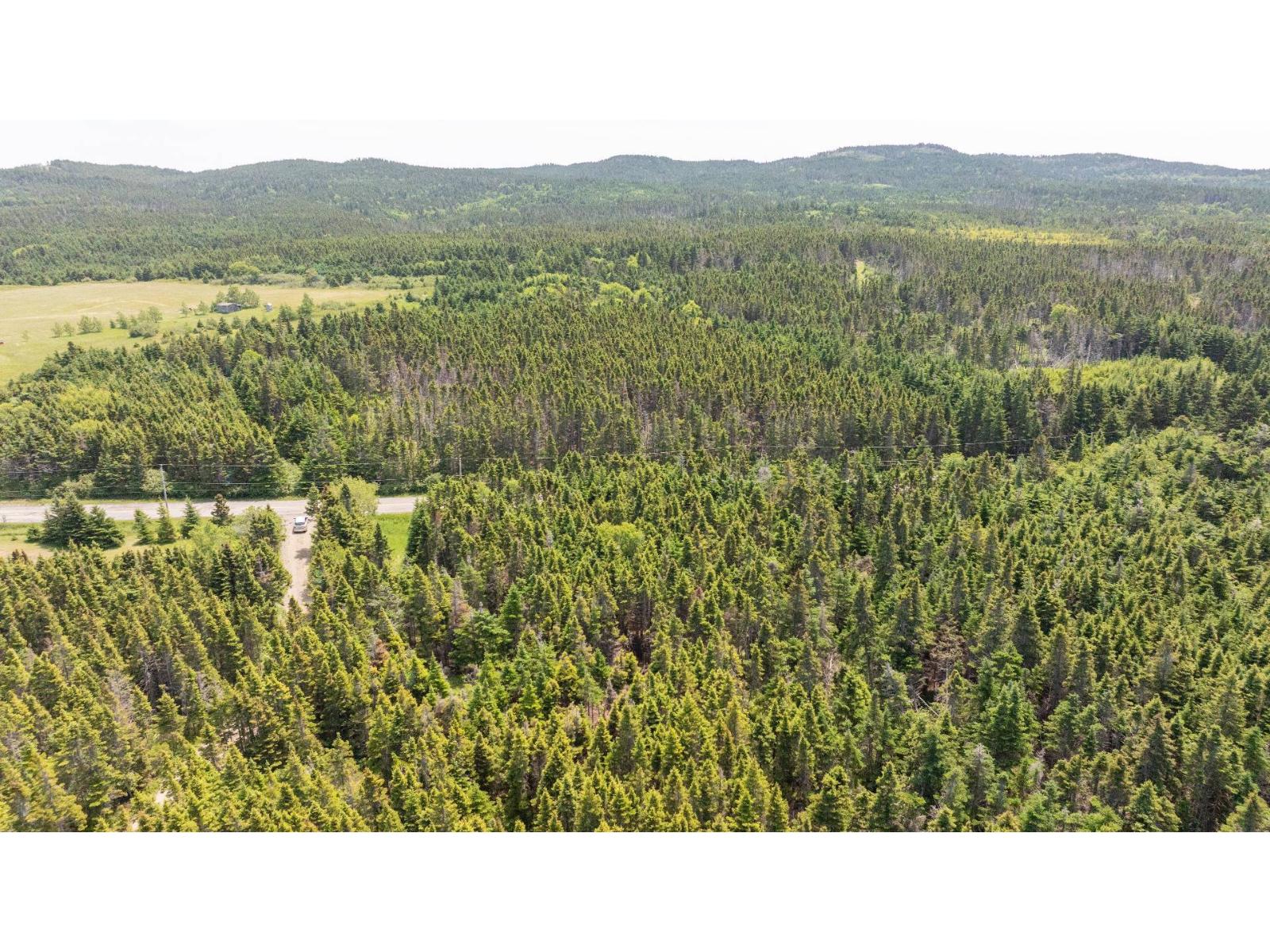 Ch. De La Montagne Property Photo 7