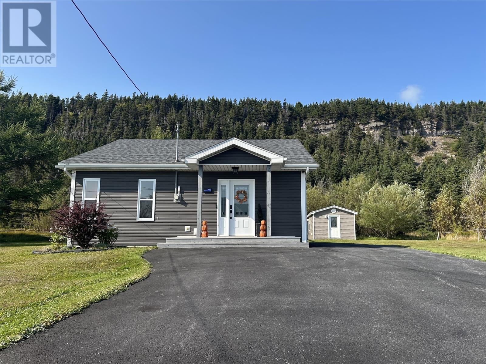 1132 Oceanview Drive Property Photo 1
