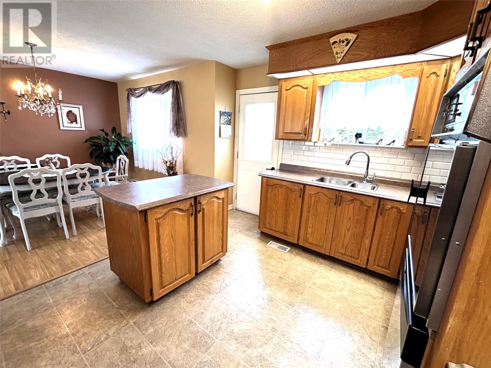 8 O'brien's Drive Property Photo 13