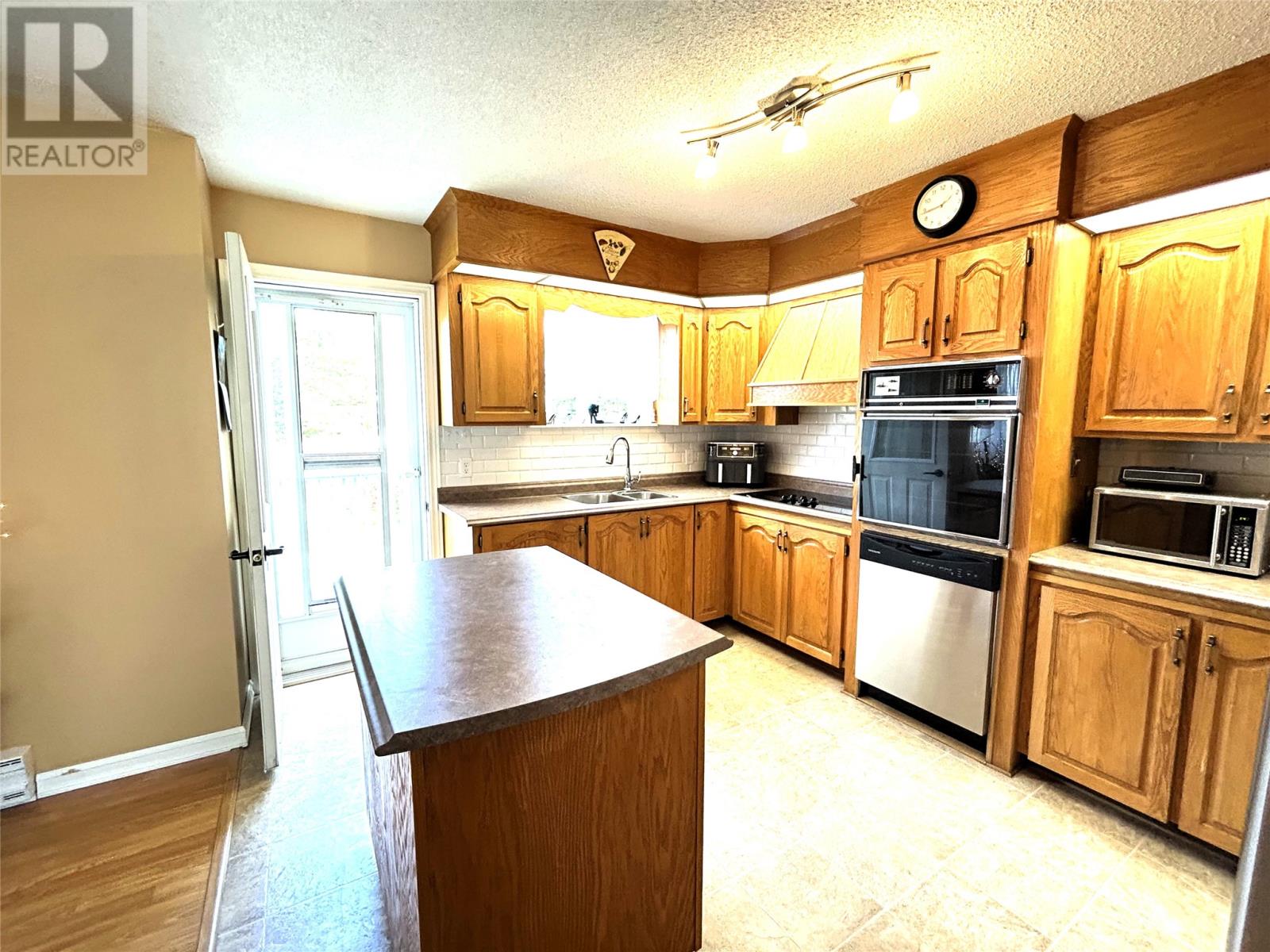 8 O'brien's Drive Property Photo 14