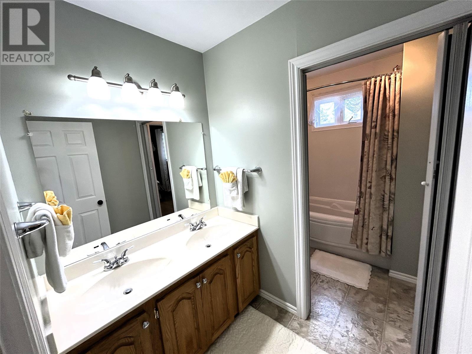 8 O'brien's Drive Property Photo 17