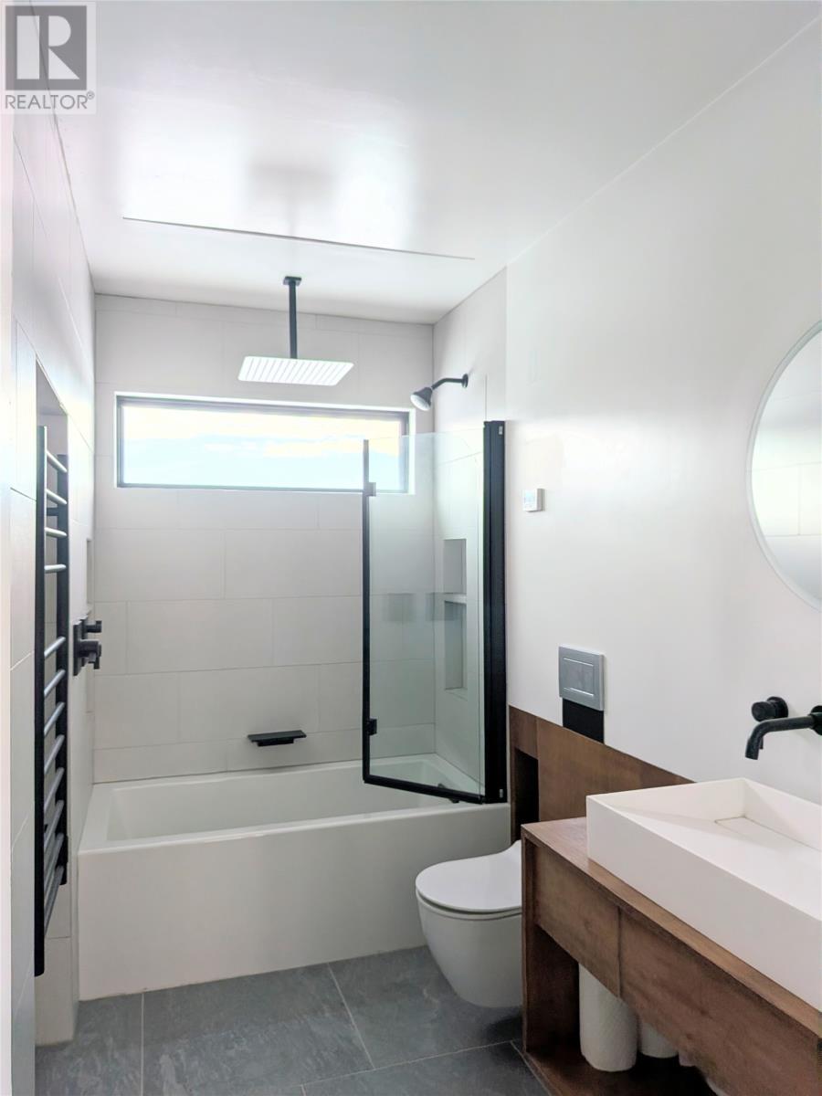 3 Edwards Lane Property Photo 15