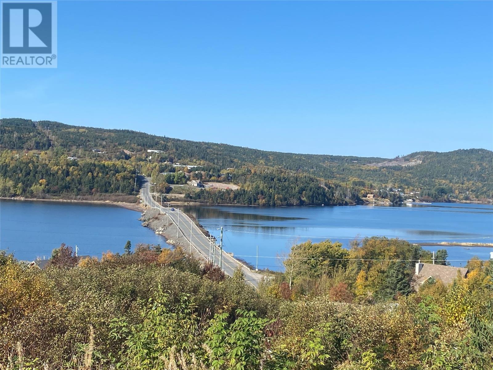 17 Random Island Road Property Photo 1