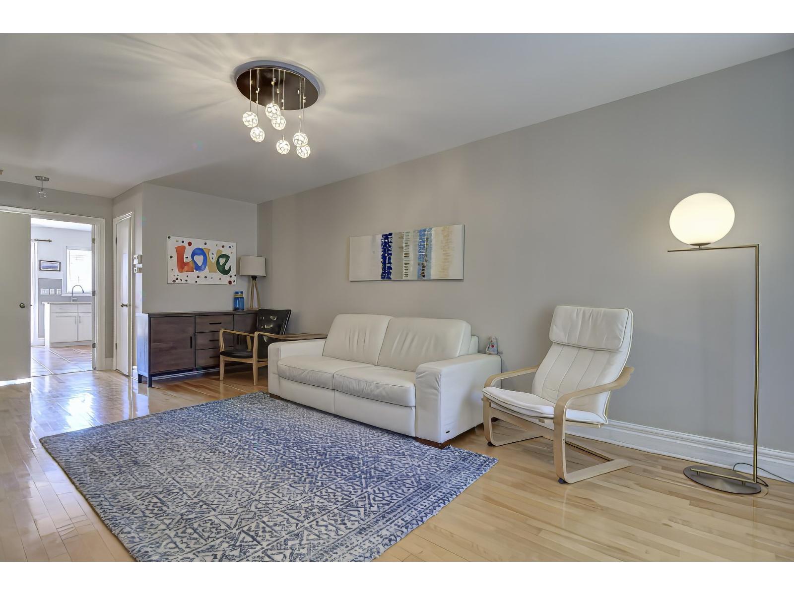 6220 Boul. Pie-ix Property Photo 4