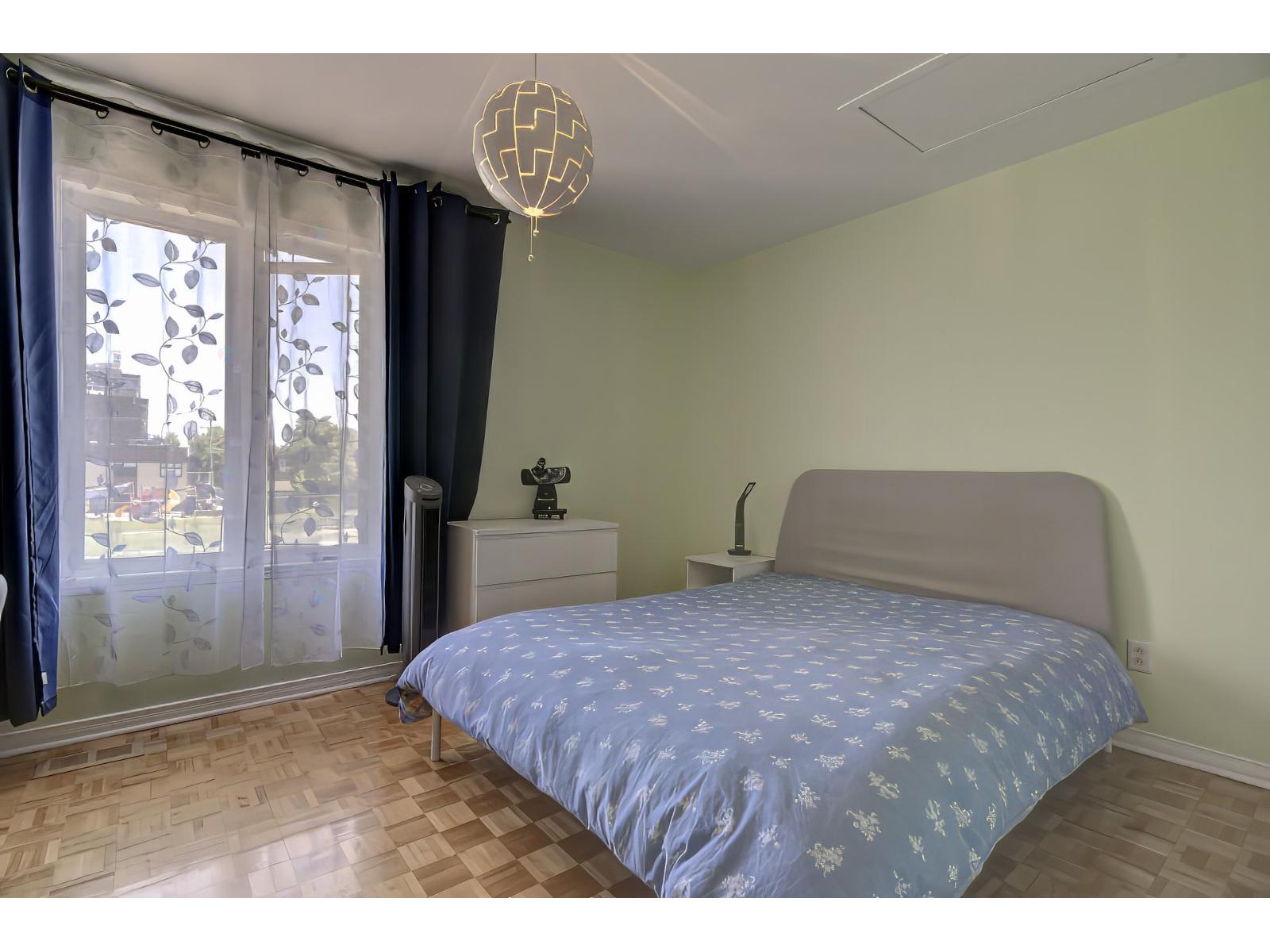 6220 Boul. Pie-ix Property Photo 17