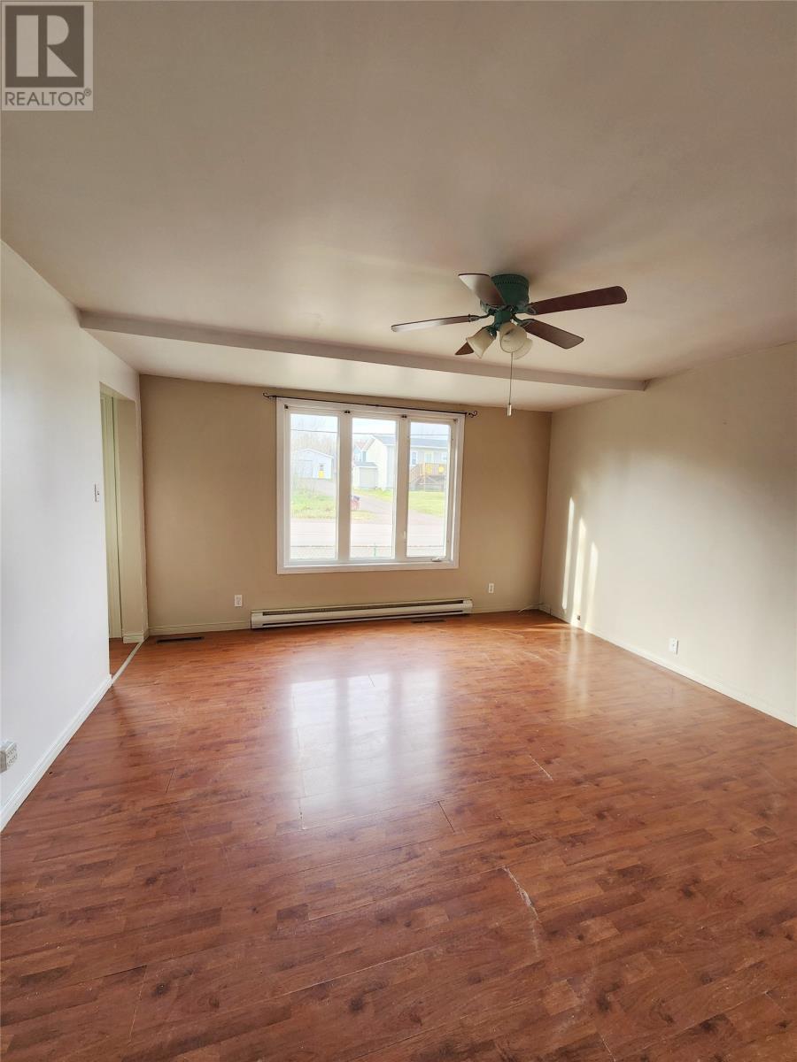 211 Main Street Property Photo 9