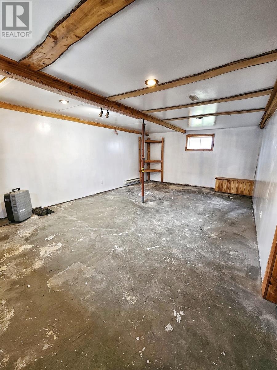 211 Main Street Property Photo 24