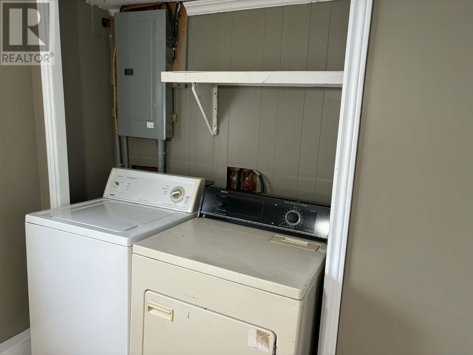 10 Park Place Property Photo 13