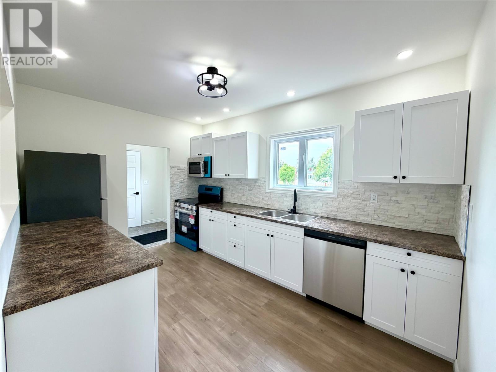 4 Doucette's Lane Property Photo 13