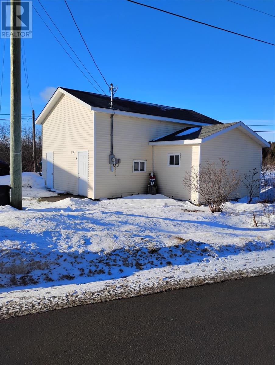 11 Point Road Property Photo 1