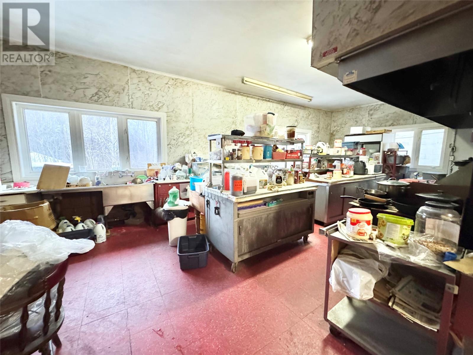 22 Lincoln Road Property Photo 15