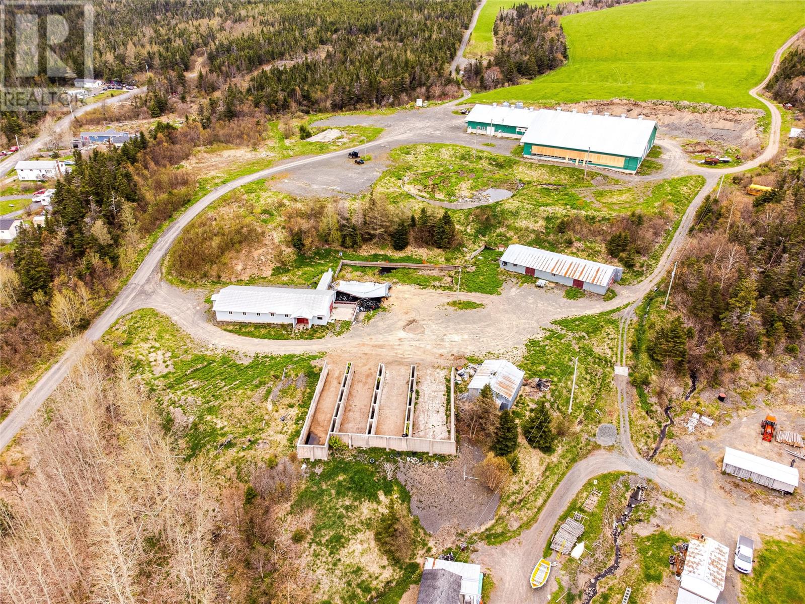 921 Smith Sound Road Property Photo 1