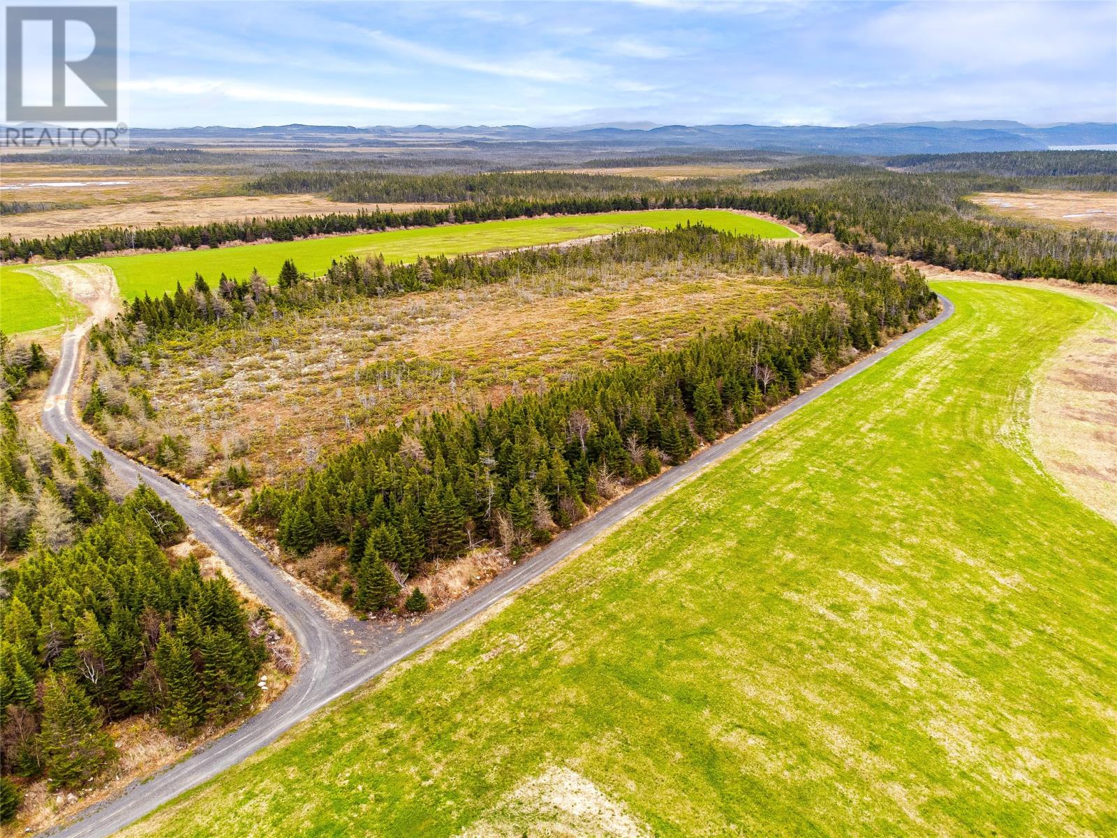 921 Smith Sound Road Property Photo 9