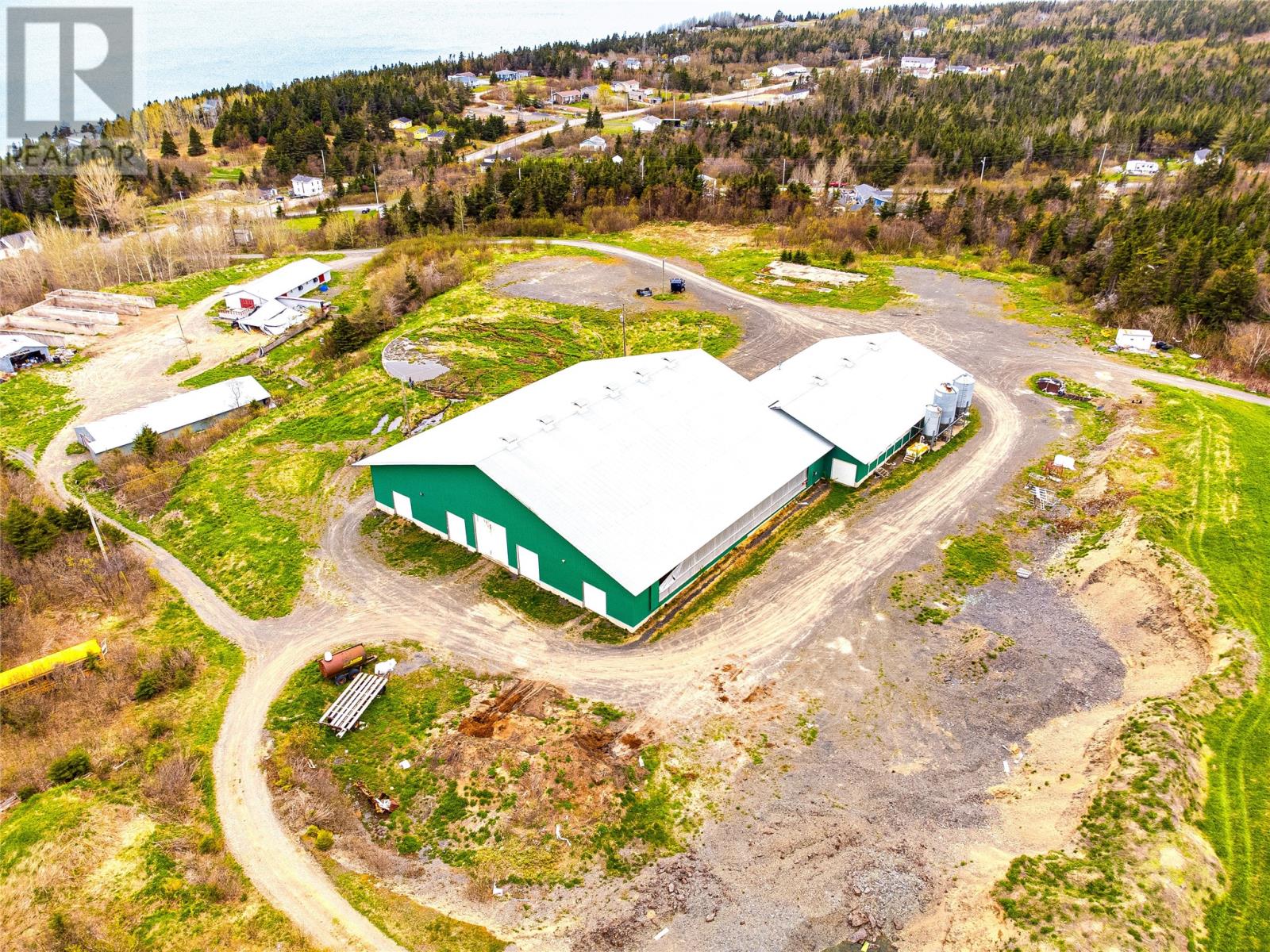 921 Smith Sound Road Property Photo 14