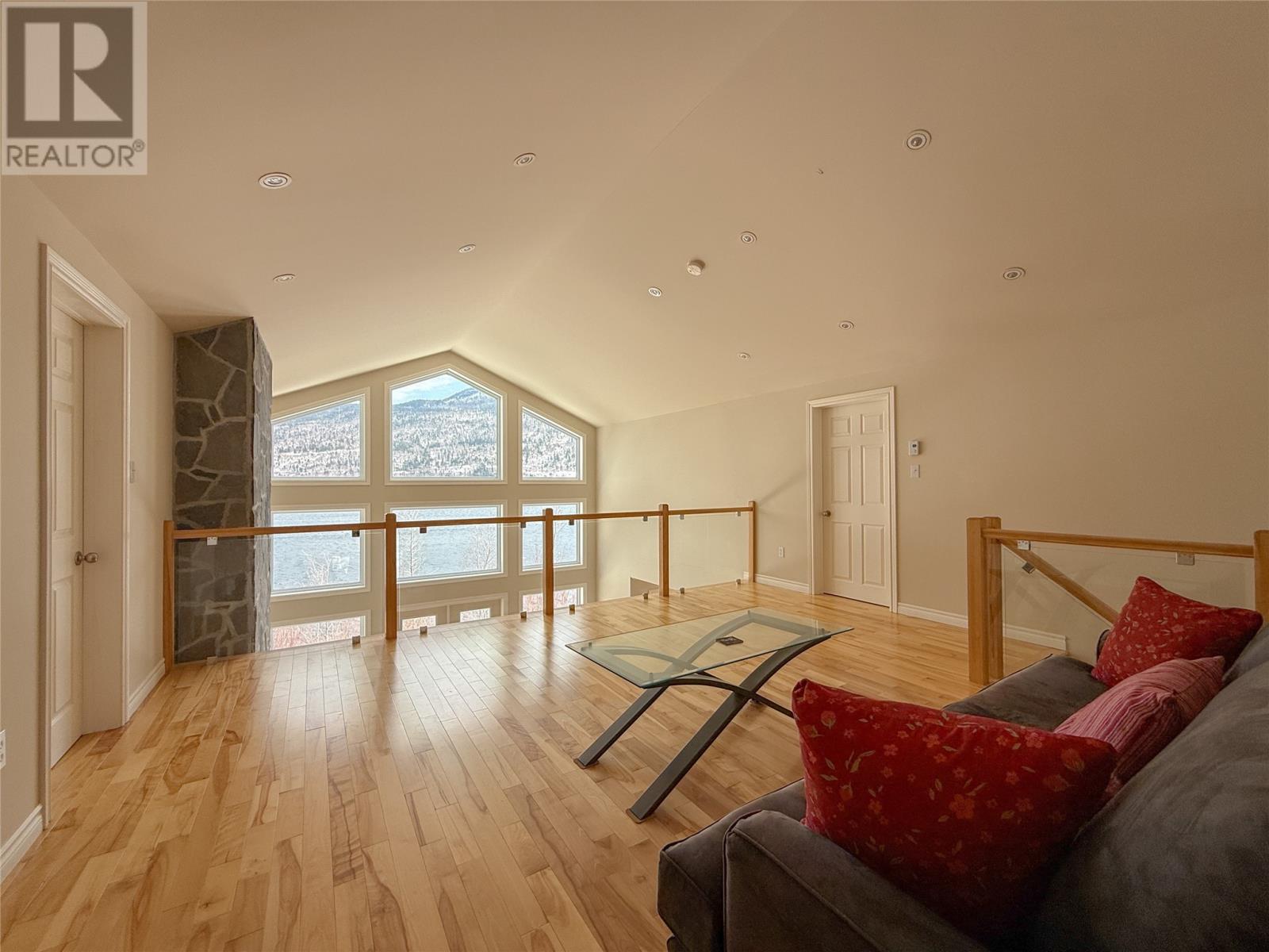 48 Lakeside Drive Property Photo 21