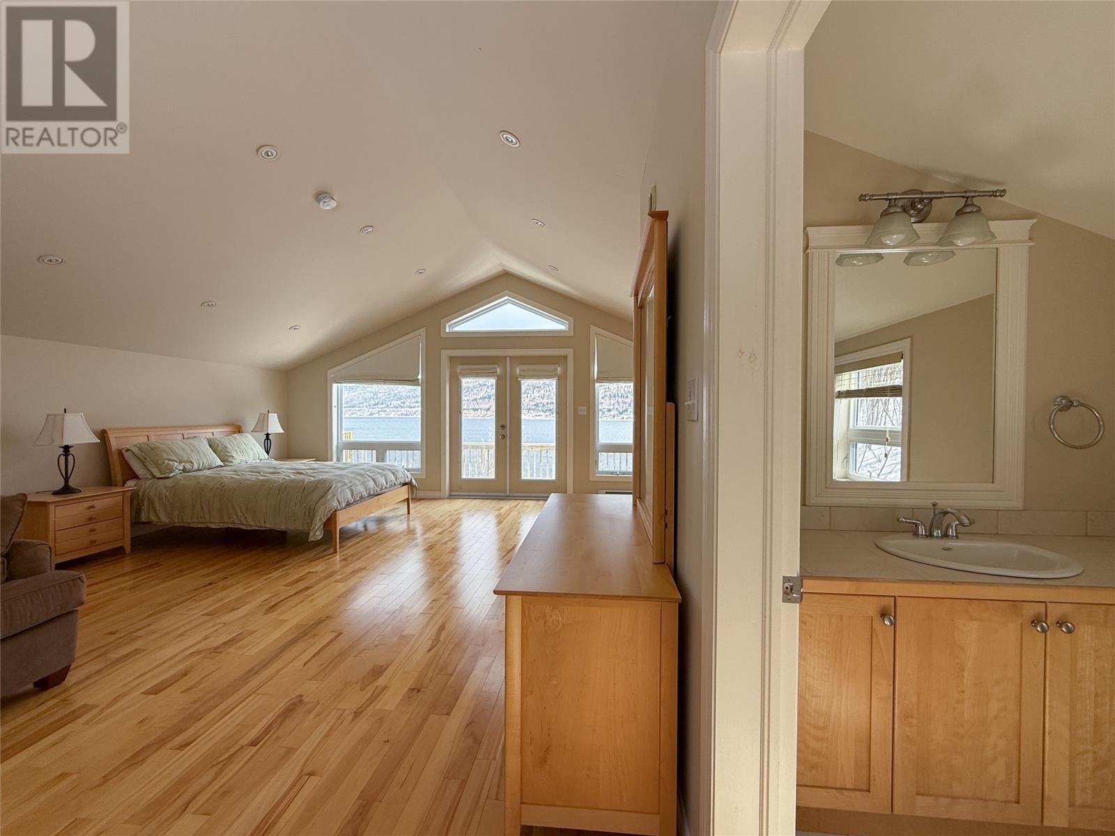 48 Lakeside Drive Property Photo 26