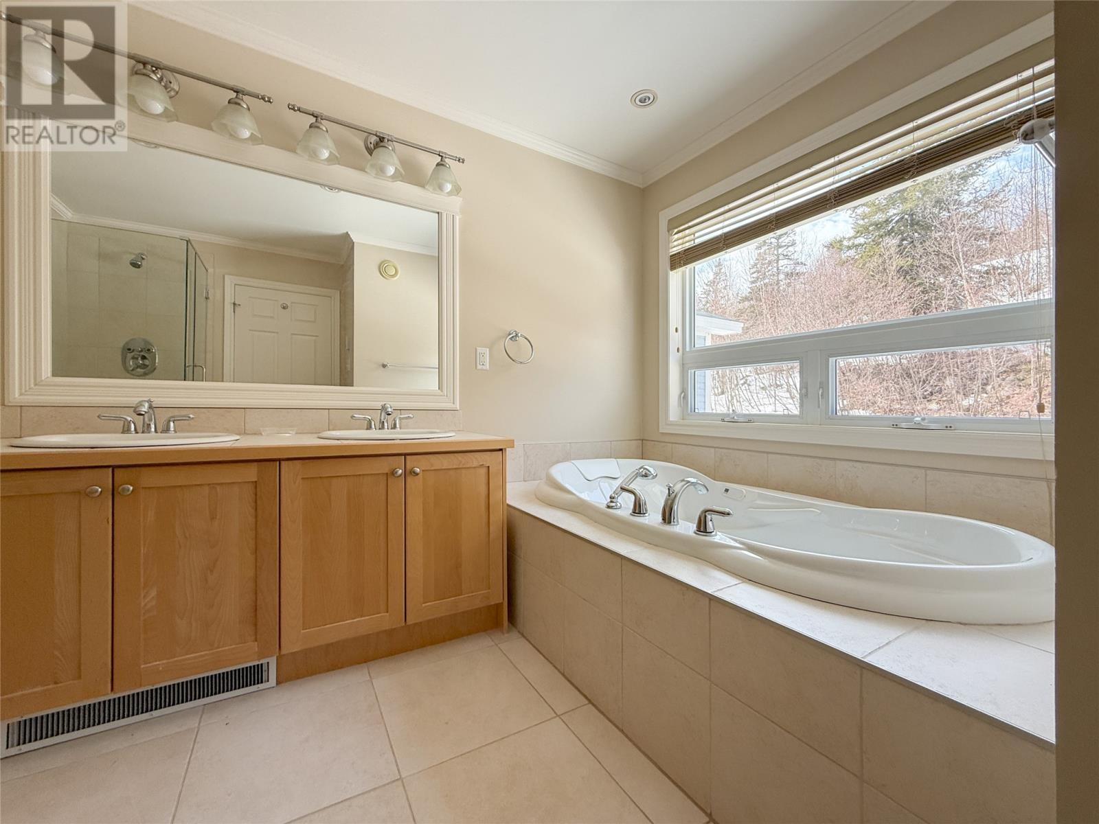 48 Lakeside Drive Property Photo 40