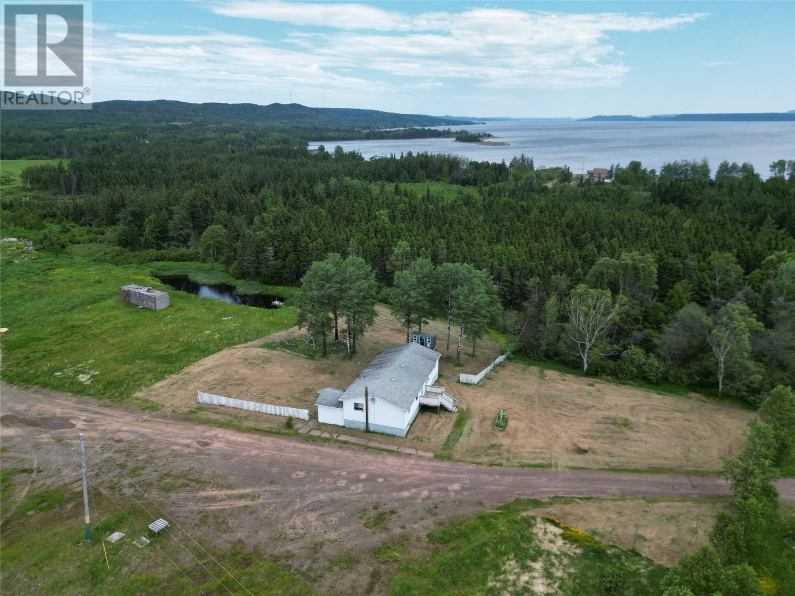 20 Forest Road Property Photo 4
