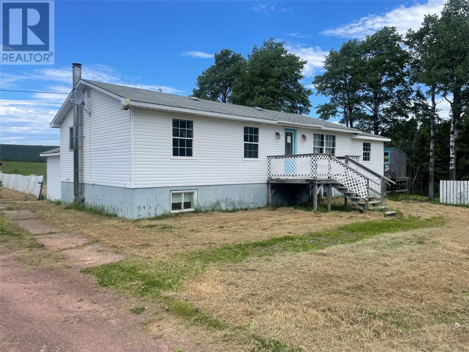 20 Forest Road Property Photo 16