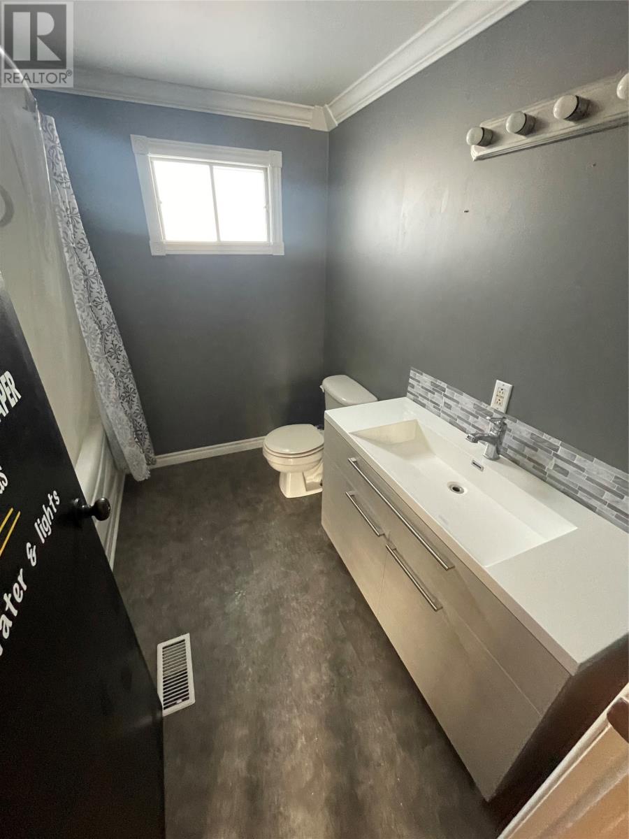 20 Forest Road Property Photo 22