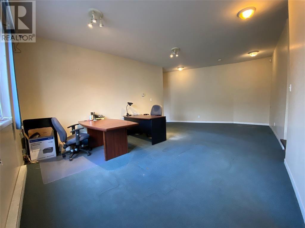1 Pennywell Road Property Photo 5