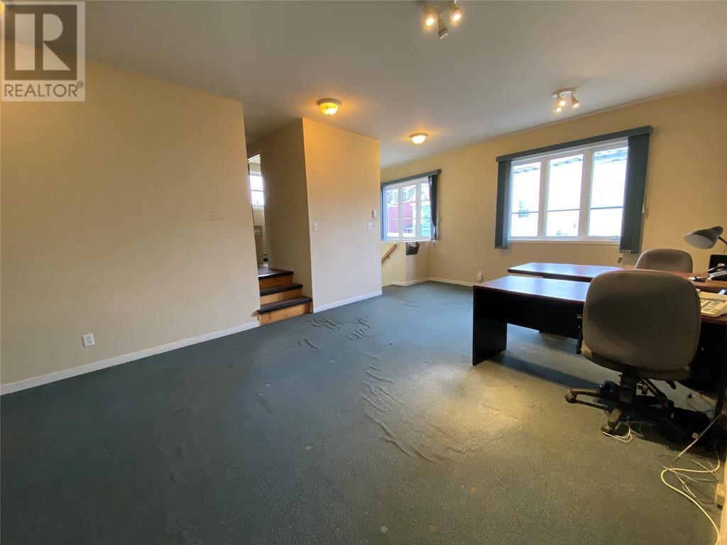 1 Pennywell Road Property Photo 7