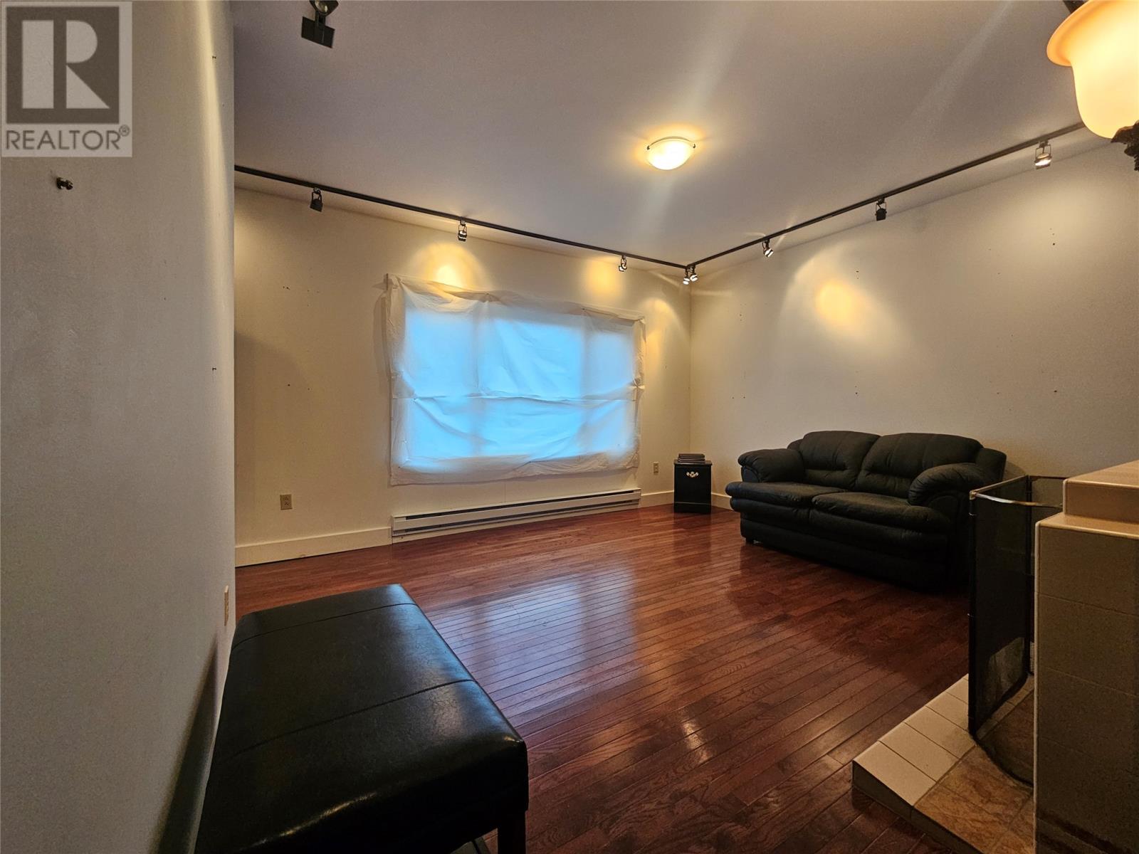 28 Seaview Drive Property Photo 7