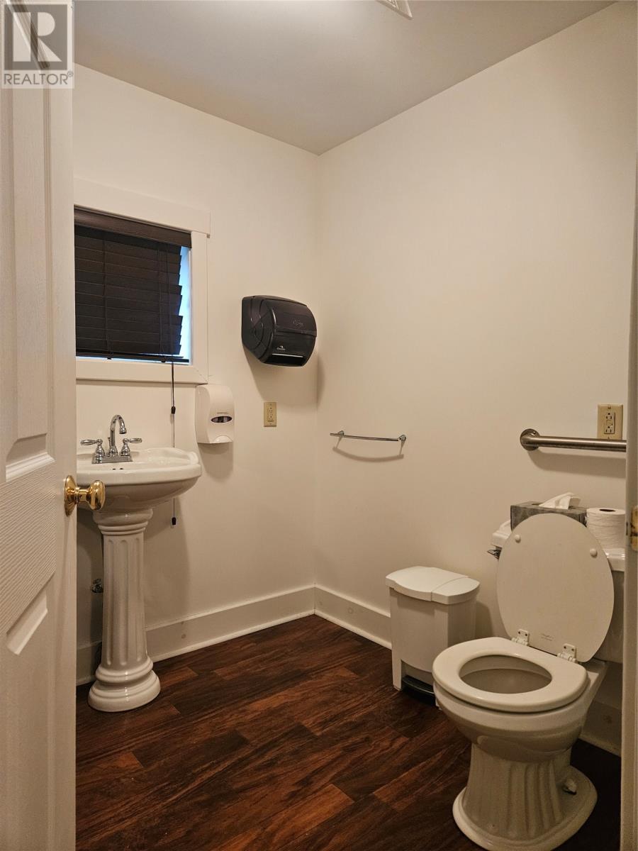 28 Seaview Drive Property Photo 15
