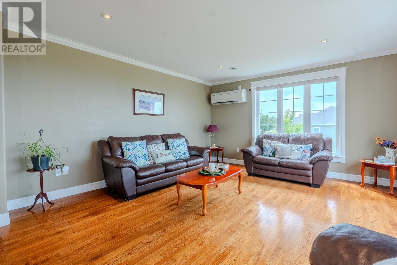 15 Everest Street Property Photo 14