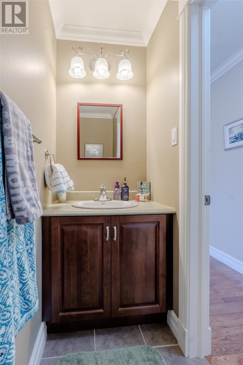 15 Everest Street Property Photo 16