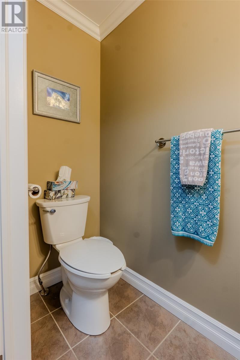 15 Everest Street Property Photo 17