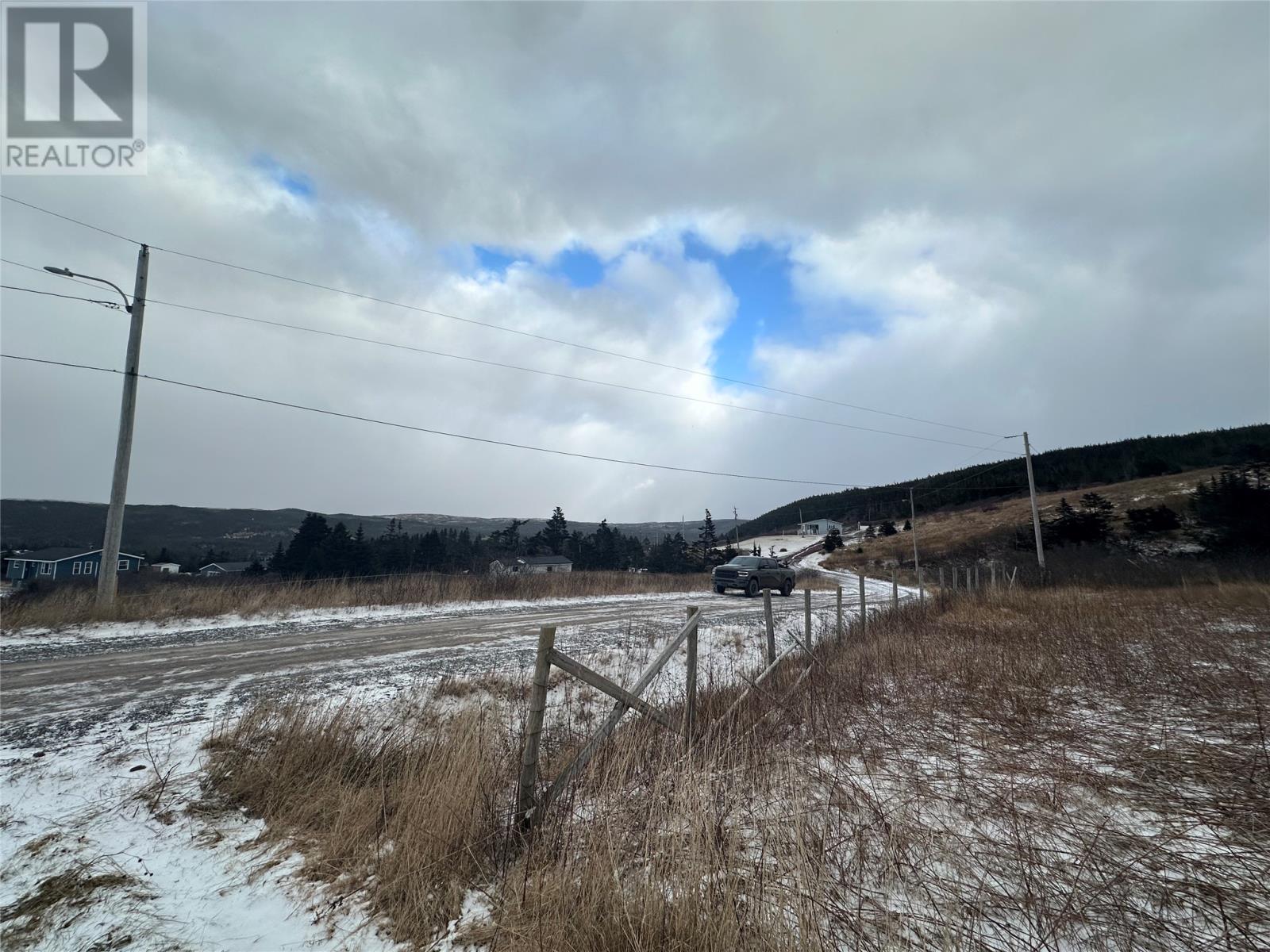2b Top Road Property Photo 4