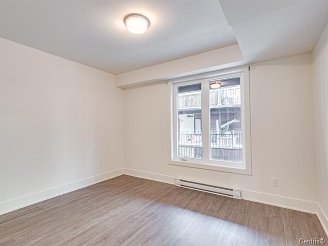 390-394 Rue D'émeraude Property Photo 12
