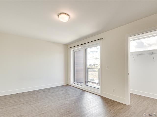 390-394 Rue D'émeraude Property Photo 13