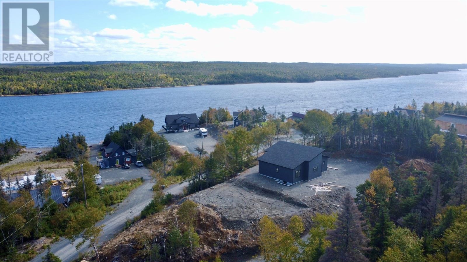 8 Lakeside Drive Property Photo 2