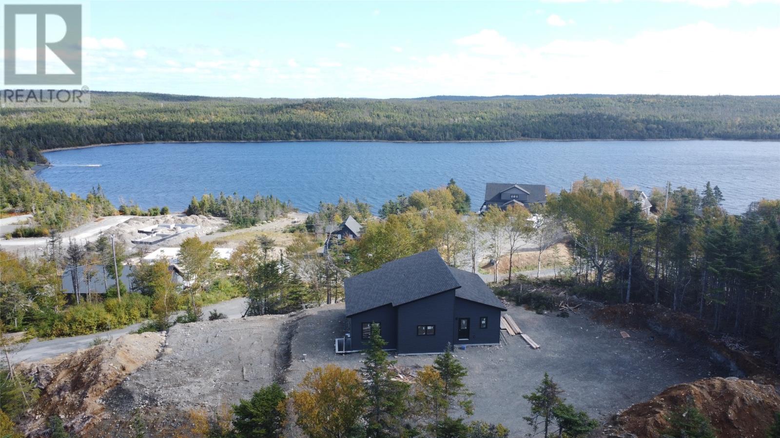 8 Lakeside Drive Property Photo 3