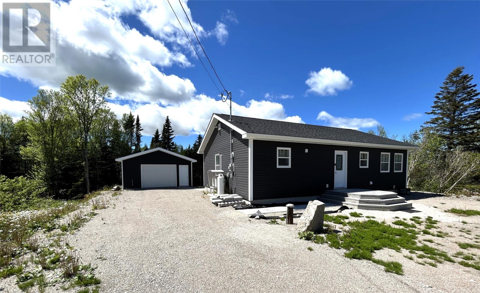 39 Main Road Property Photo 42