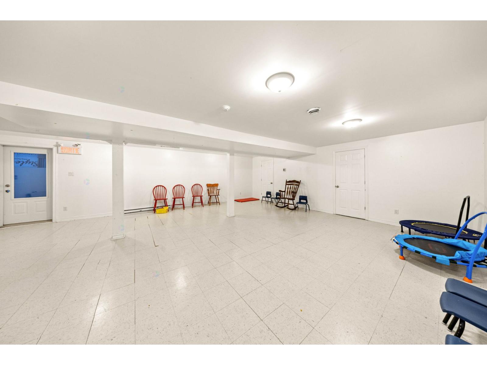 2064 Ch. De La Petite-côte Property Photo 34