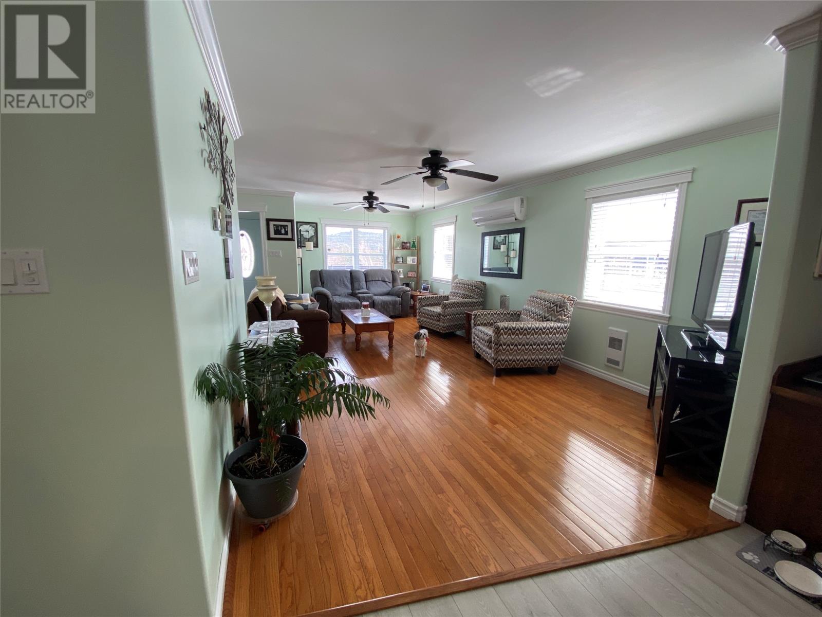 5 Snow's Pond Road Property Photo 19