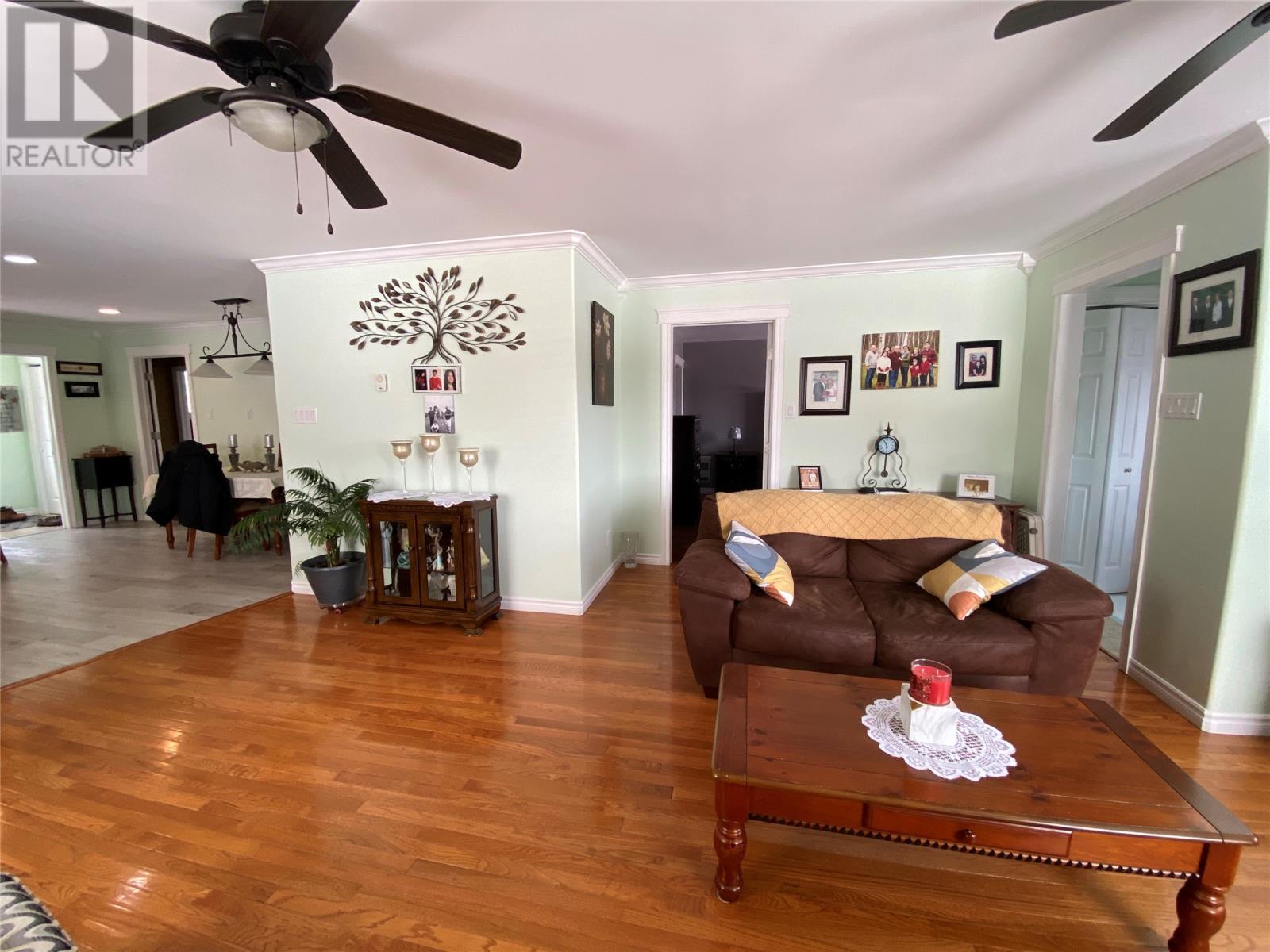 5 Snow's Pond Road Property Photo 23