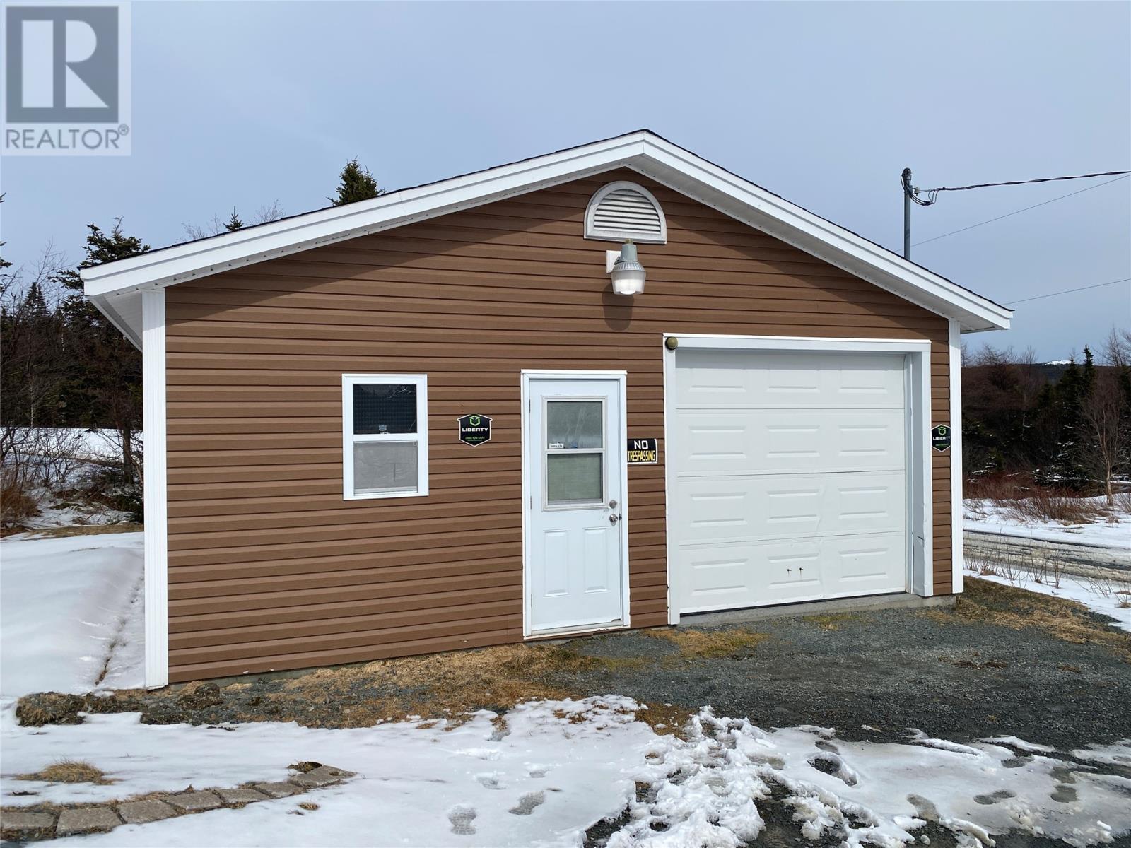 5 Snow's Pond Road Property Photo 32