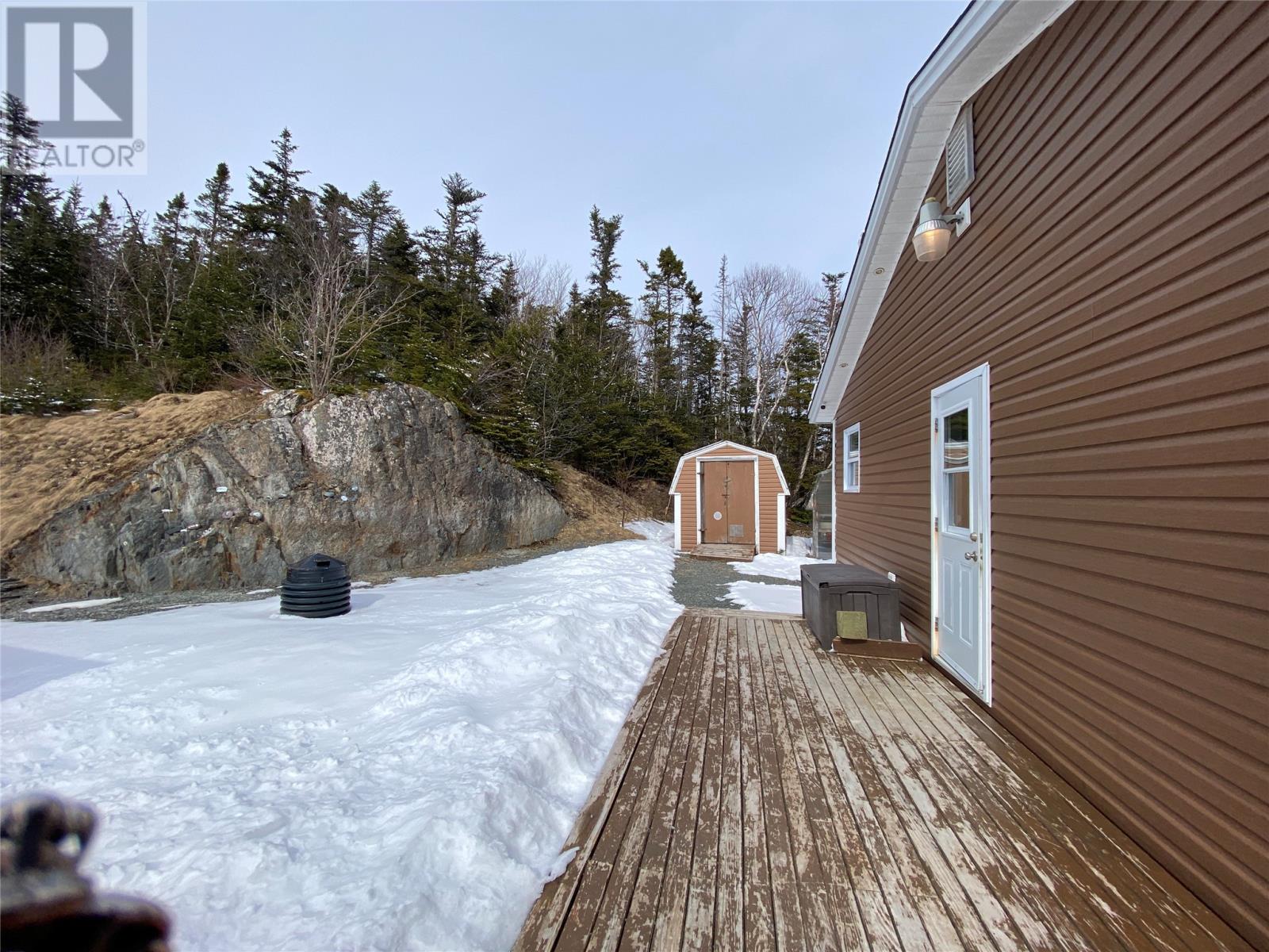 5 Snow's Pond Road Property Photo 41