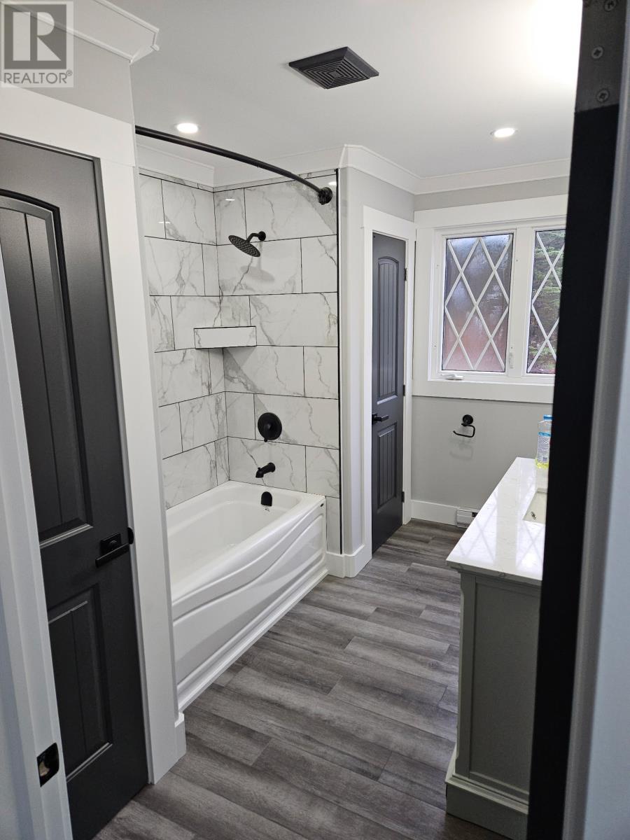 12 Stagg's Lane Property Photo 14