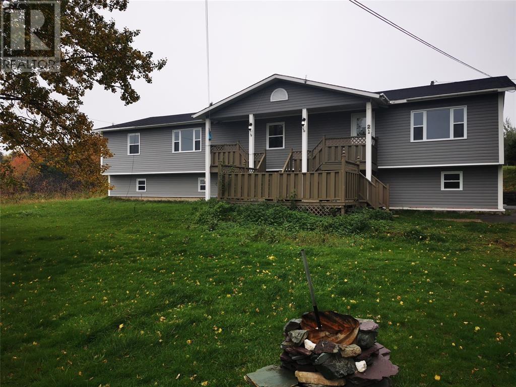 21 Village Cove Road E Property Photo 2