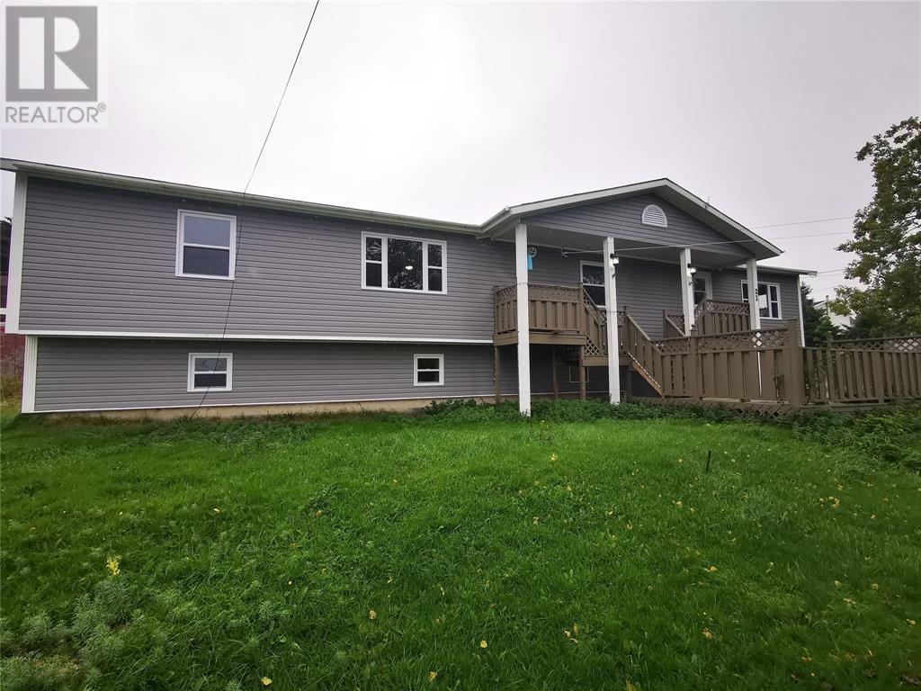 21 Village Cove Road E Property Photo 3