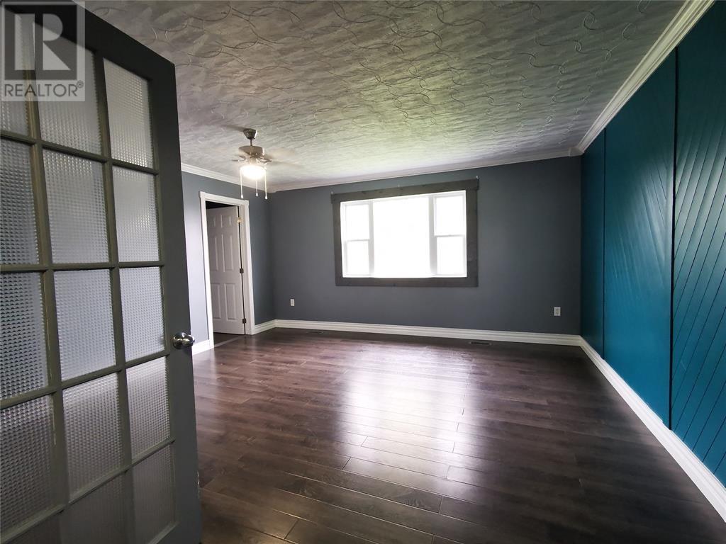 21 Village Cove Road E Property Photo 21