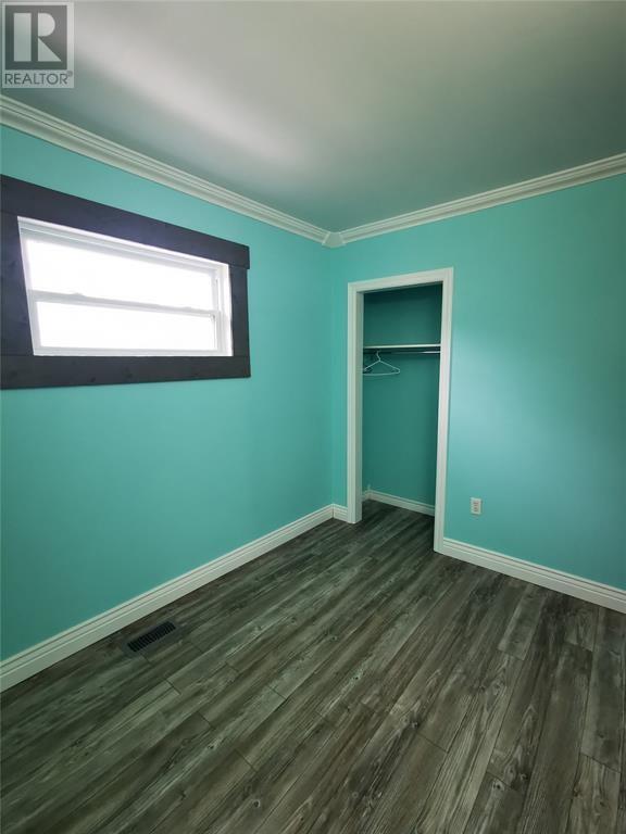 21 Village Cove Road E Property Photo 27