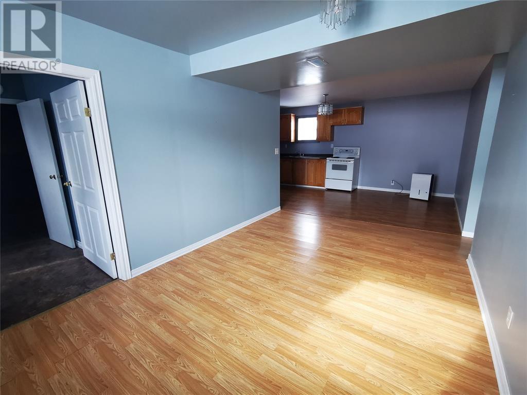 21 Village Cove Road E Property Photo 42