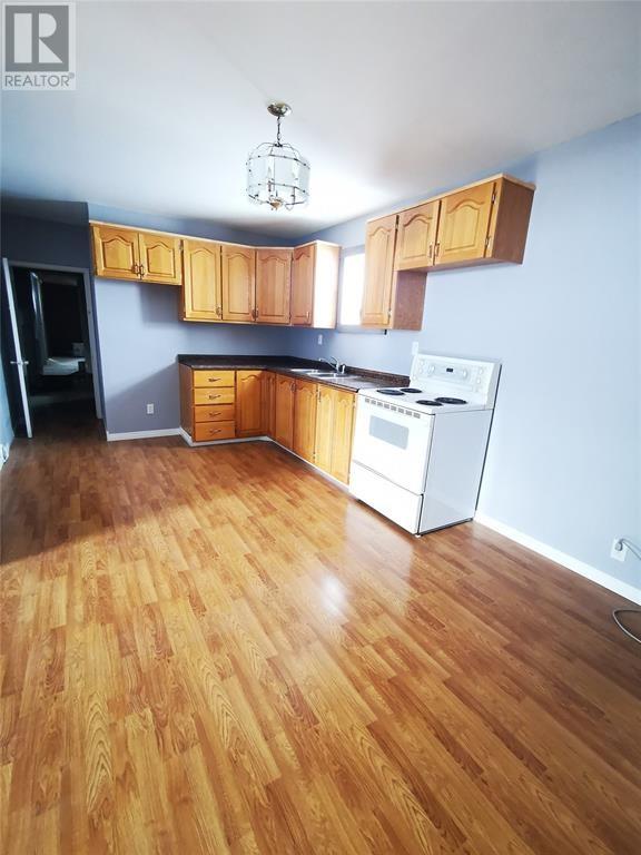 21 Village Cove Road E Property Photo 43