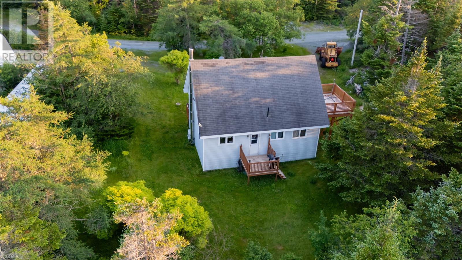 102 Hell Hill Road Property Photo 6